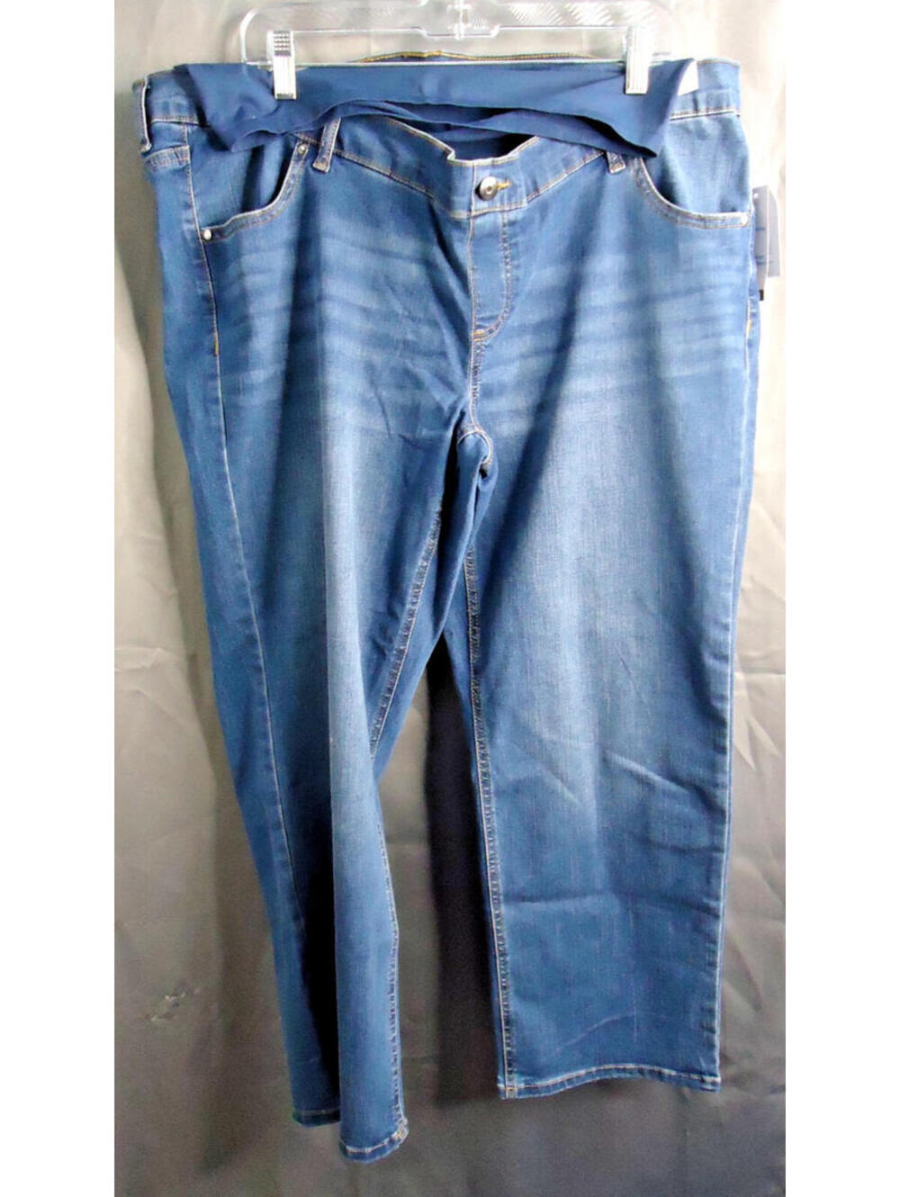 Time & Tru Maternity Straight Leg Jeans Size XXL (20) Medium Wash NEW